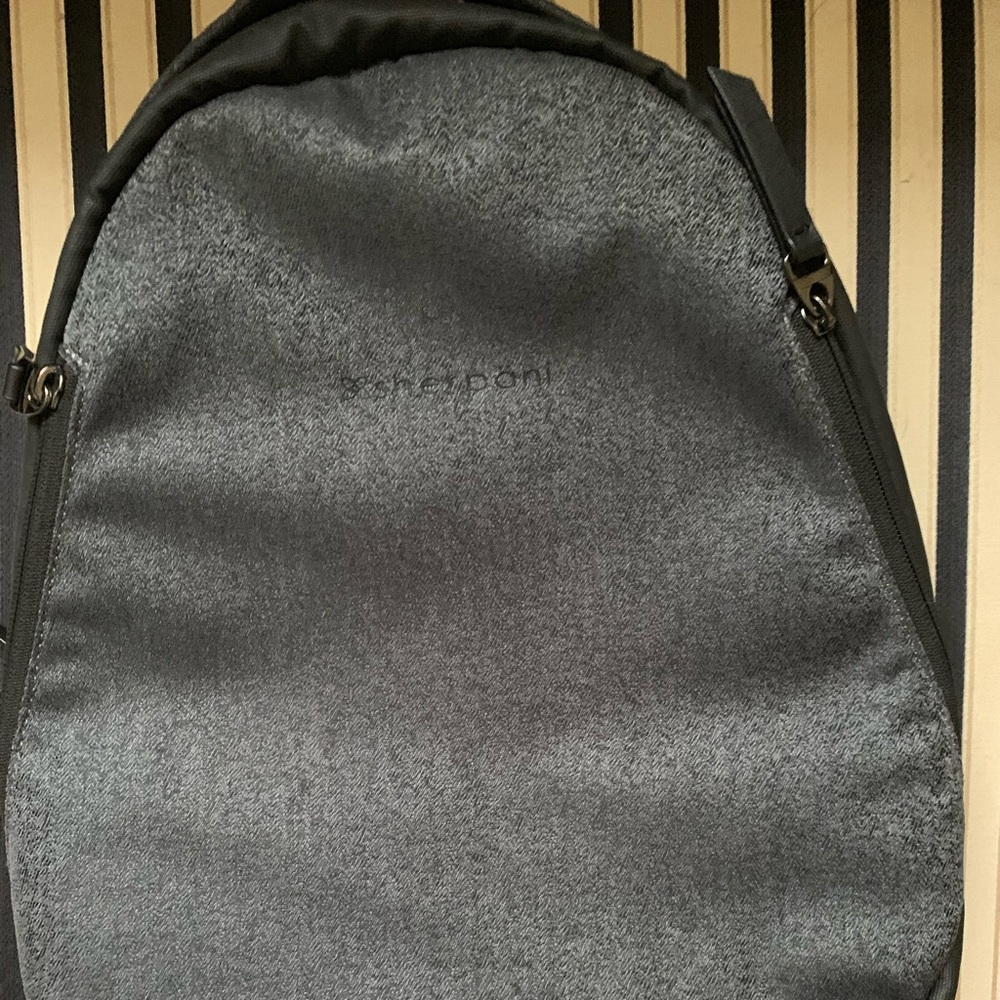 sherpani avalon travel daypack